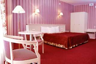 Гостиница  Бест Сити Отель Самара Двухместный номер Комфорт с 1 кроватью-2